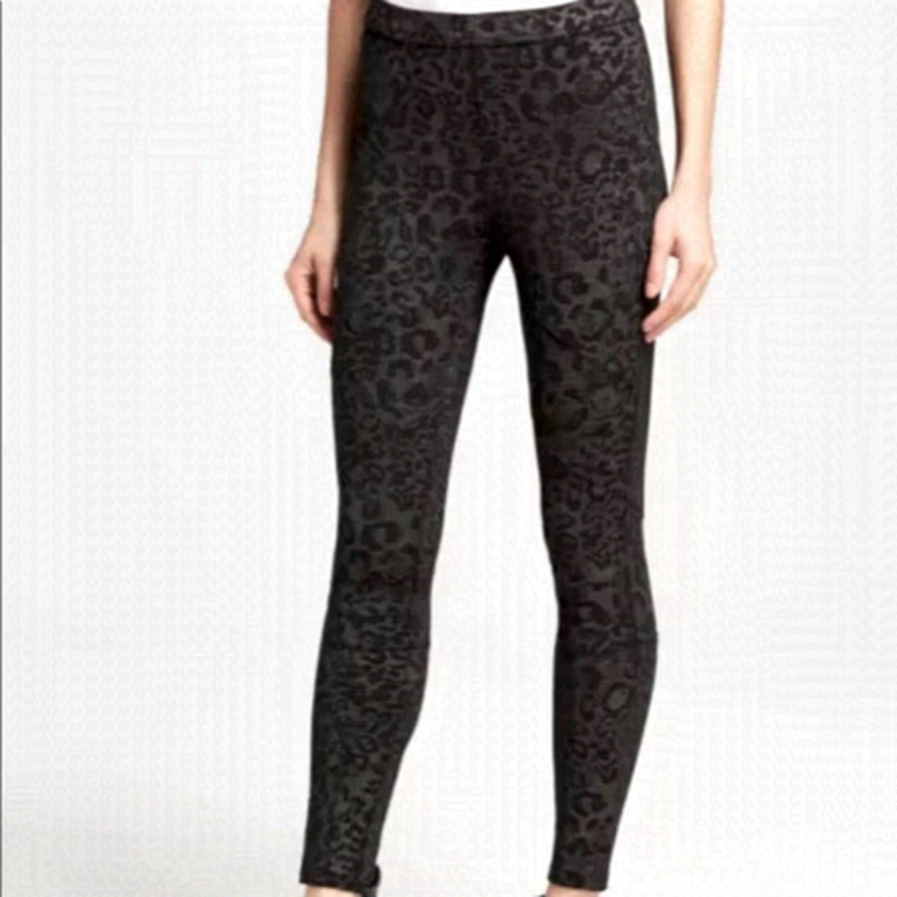𝅺FREE People Leopard Print Ponte Stretch Pant Leggings Size S
